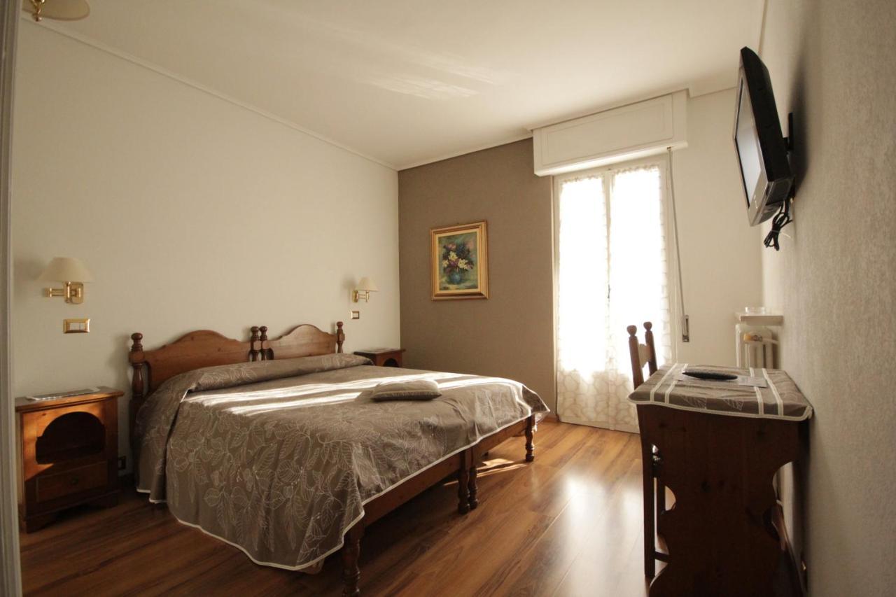 Hotel Ristorante Da Politano Boves Экстерьер фото